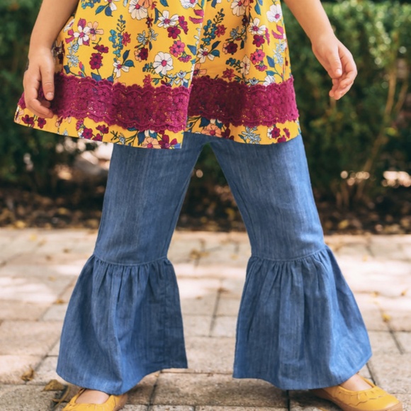 Wildflowers Fall 2019 Old Trusty Chambray Ruffles - Picture 2 of 4